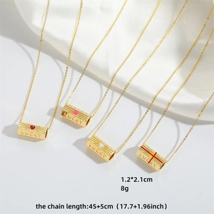 Golden Lucky enamel heart pendant necklace with zircon inlays and detailed measurements
