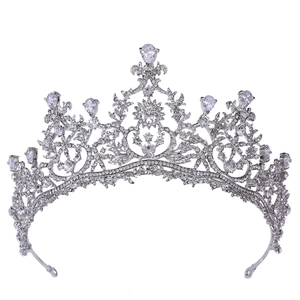 Elegant silver bridal crown with AAA cubic zirconia rhinestones for wedding ceremonies