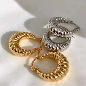 French Retro Stainless Steel Croissant Hoop Earrings Minimalist Metal Textured Spiral Thread Jewelry For Women