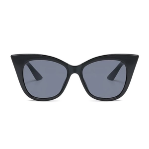 Occhiali da sole cat-eye neri classici con montatura lucida e lenti grigio scuro