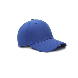 Klassische blaue Baseballkappe aus Baumwolltwill mit Sechs-Panel-Struktur und gebogenem Rand