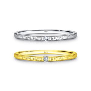 S925 sterling silver chic rings with textured band and square gemstone in gold and silver