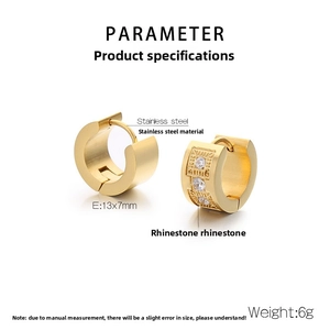 Detail of C-shaped gold stainless steel earrings with rhinestones 13x7mm size