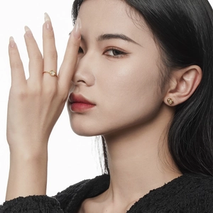 Elegant gold plated S925 sterling silver ring and stud earrings set with white agate stones