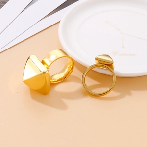 Chic geometric gold stainless steel rings featuring a pyramid stud design for couples