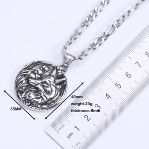 Silver wolf head pendant necklace on Figaro chain with product dimensions and weight specs