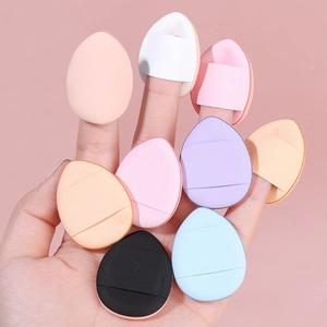 Mini multi-color finger puff sponges for makeup application with elastic straps