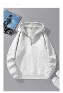 Details der weißen Jacquard-Fleece-Hoodie-Textur mit hochwertiger Strickoptik und Requisiten