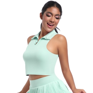 Débardeur de sport slim à col polo et jupe plissée en couleur vert menthe clair
