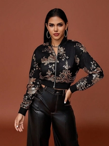 Giacca corta slim da donna nera con ricamo di paillettes e chiusura a zip frontale completa