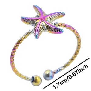Detailansicht des Regenbogen-Seesternrings mit 1,7 cm Durchmesser und offenem Band
