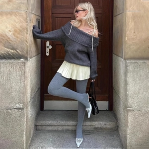 Women's grey vertical ribbed leggings with warm cotton fabric for autumn and winter