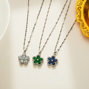 Elegant Flower Pendant Necklace Titanium Steel Cubic Zirconia Floral Jewelry For Women Minimalist Light Luxury Gift