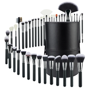 Professional Makeup Brushes With Synthetic Fiber Bristles Wood Handle Aluminum Tube And PU Leather Storage Barrel