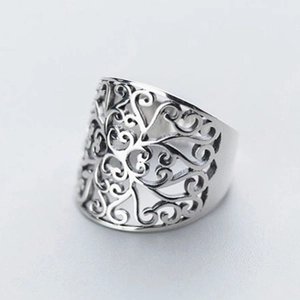 Retro hollow cloud patterns ring in vintage silver finish with ethnic filigree design