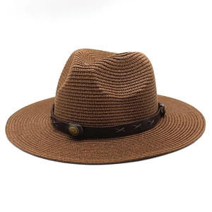 Chapeau de paille marron foncé à large bord avec ruban en cuir pour protection solaire