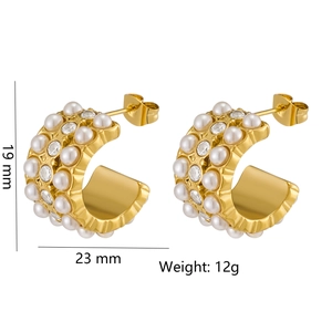 Gold C-shape pearl and zircon earrings, 19x23mm dimension and 12g weight specifications