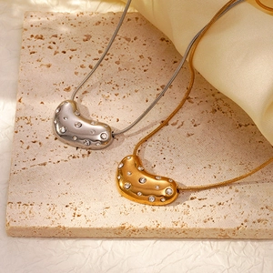 Bean Shaped Pendant Necklace Stainless Steel Rhinestone 18K Gold Plated Snake Bone Chain Elegant Jewelry For Women