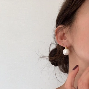 Elegant 925 silver pearl drop earrings with gold beads and creamy pearl luster for women