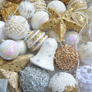 Champagne gold and white Christmas tree ornament set with glitter balls and star pendants