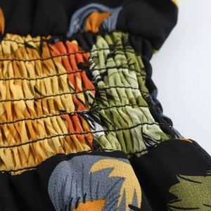 Abito in chiffon a fiori con vita elastica a nido d'ape e stampa tropicale