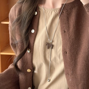 Minimalist silver snake chain necklace with brown horse pendant for women