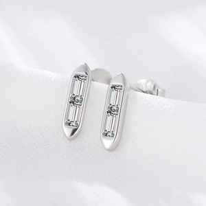 Minimalist S925 sterling silver geometric stud earrings with rectangular cubic zirconia
