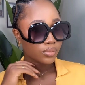 Fashion Large Irregular Wavy Frame Sunglasses UV400 Protection PC Material Retro Gradient Lens For Women Men