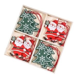 Christmas wooden pendant set with Santa and tree motifs in a four-compartment storage box