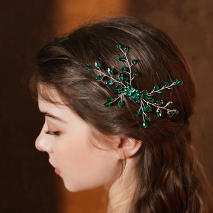 Elegant forest style hair comb with green crystals and wire branches for bridal hair