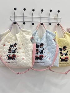 Quilted heart pattern tote bag with cute black cat embroidery in multiple pastel colors