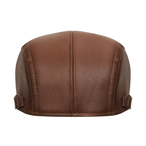 Béret rétro en cuir PU marron avec texture litchi et boucles métalliques réglables d'hiver