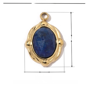 Vue détaillée des paramètres du pendentif en acier doré et pierre naturelle bleue 15x10mm