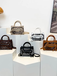 Bolso De Mano Con Estampado De Leopardo Para Mujer Cuero PU Patchwork Bolso Bandolera Pequeño Bolso Cuadrado Con Cremallera