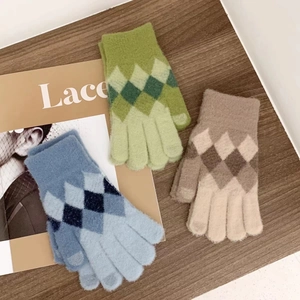 Winter knitted touchscreen gloves with diamond plaid pattern in blue green and beige colors
