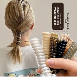 Détails d'élastiques à cheveux spirales de couleurs variées pour queues de cheval et tresses