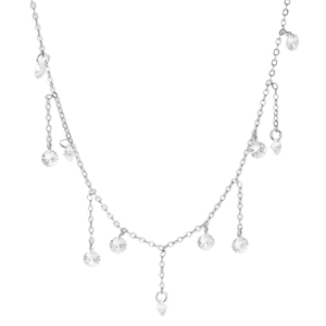 Detailopname van sprankelende zirkonia-bedeltjes aan een delicate zilveren ketting