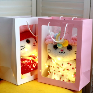 Sacs-cadeaux élégants en papier rose et blanc avec fenêtre pour jouets en peluche