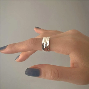 Minimalist S925 sterling silver open ring with irregular handmade texture on model