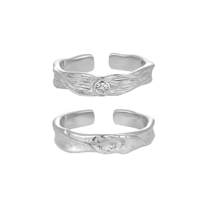S925 sterling silver couple rings with irregular ripple texture and round zircon inlay