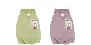 Détail de l'attache en anneau D et choix de couleurs vert et violet pour gilet chien