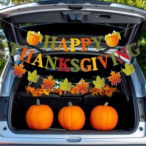 Bannière colorée Happy Thanksgiving avec motifs citrouille et érable pour décoration