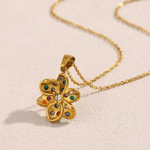 Elegant 18K gold plated stainless steel necklace with a 3D floral gemstone pendant