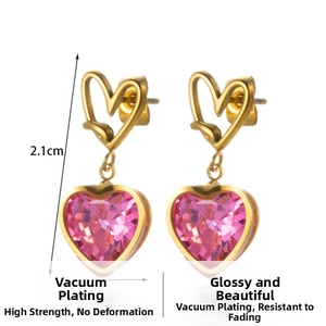 Detail of 2.1cm vacuum-plated gold heart earrings with pink gemstones for women