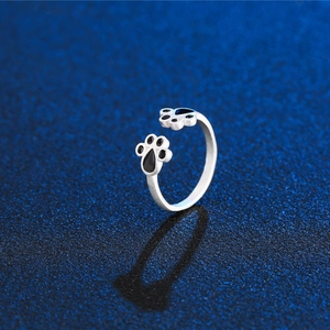 Adjustable S925 sterling silver cat paw open ring with black enamel details for women