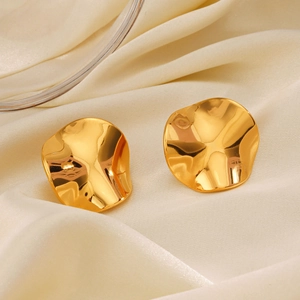 Chic 18K gold plated irregular round earrings and ring set on elegant silk fabric