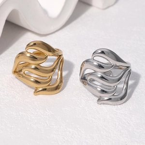 Irregular Wave Stainless Steel Ring Hollow Curved 18K Gold Plated Minimalist Open Ring For Women Retro Jewelry