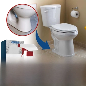 Detail view of mold remover spray showing toilet base cleaning effect and 60ml bottle