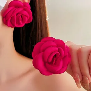 Elegant fuchsia flocking rose necklace with multi-layered fabric flower pendant