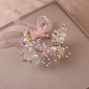 Blumen Prinzessin Tiara Stirnband mit weißen Blüten, rosa Blumen und Perlen für Hochzeiten